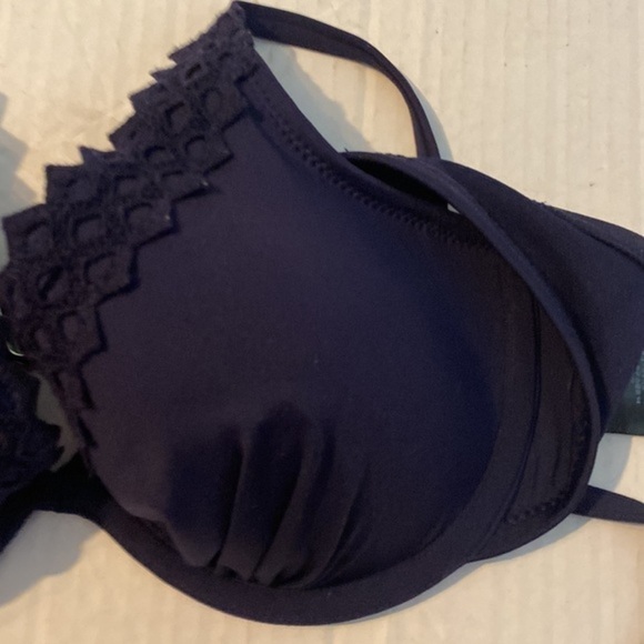 H&M Scalloped navy Bikini Top - Picture 2 of 4